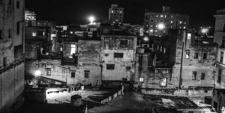 Reportage di viaggio Cuba L'Havana in notturna